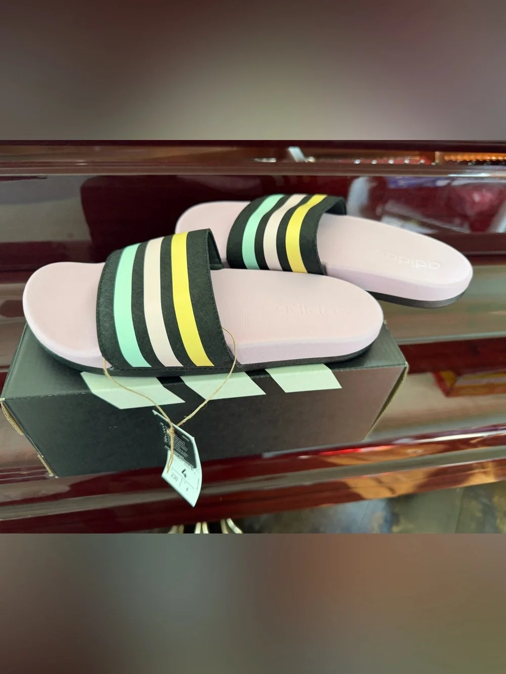 adidas girl’s Pink Slide Sandals with Black Strap and Pastel Stripes size 4